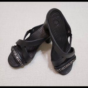 Crocs heels black